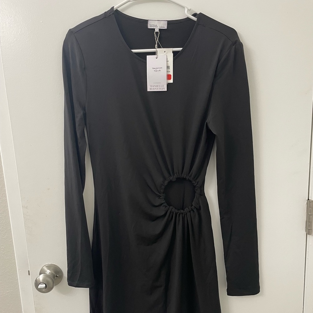 Danielle Bernstein long sleeve dress with cut out (size M)